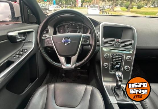 Camionetas - Volvo XC60 T6 High Luxury AT 2016 Nafta 131800Km - En Venta