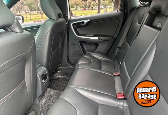 Camionetas - Volvo XC60 T6 High Luxury AT 2016 Nafta 131800Km - En Venta