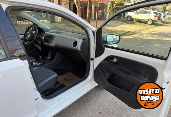 Autos - Volkswagen Up Move 2015 Nafta 231000Km - En Venta