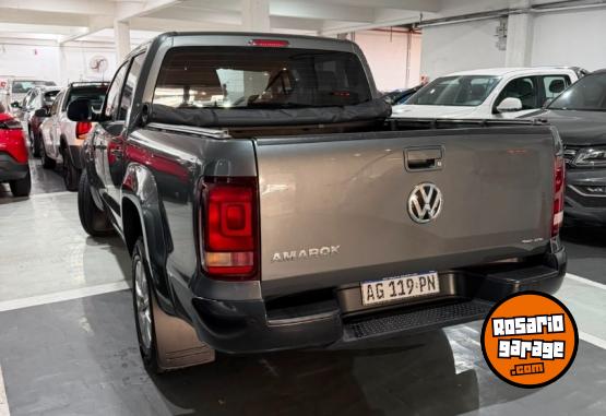 Camionetas - Volkswagen AMAROK COMFORTLINE 4X2 AT 2023 Diesel 90000Km - En Venta