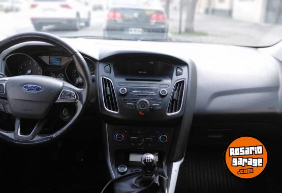 Autos - Ford Focus 2016 Nafta 150000Km - En Venta