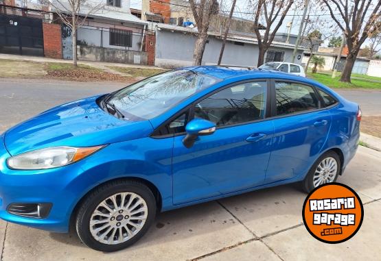 Autos - Ford Fiesta se plus 2014 Nafta 153000Km - En Venta