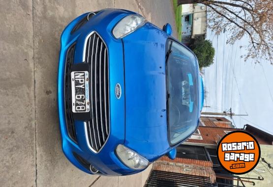 Autos - Ford Fiesta se plus 2014 Nafta 153000Km - En Venta