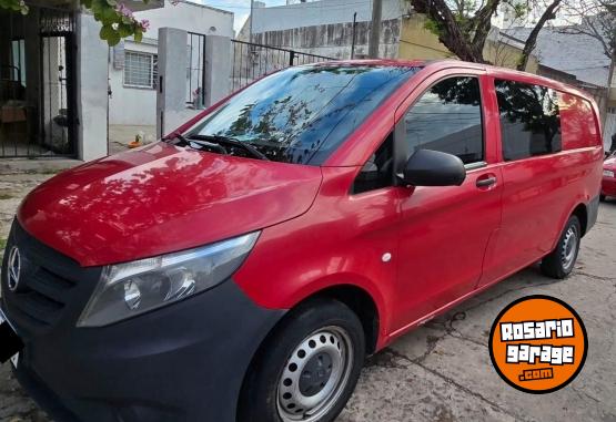 Utilitarios - Mercedes Benz Vito 2016 Diesel 206000Km - En Venta