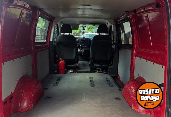 Utilitarios - Mercedes Benz Vito 2016 Diesel 206000Km - En Venta