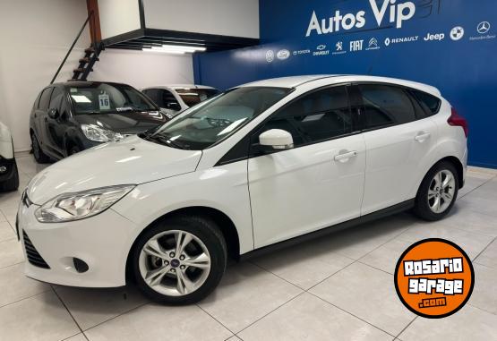 Autos - Ford FOCUS "S" 1.6 2015 Nafta 120000Km - En Venta