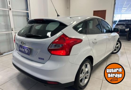 Autos - Ford FOCUS "S" 1.6 2015 Nafta 120000Km - En Venta