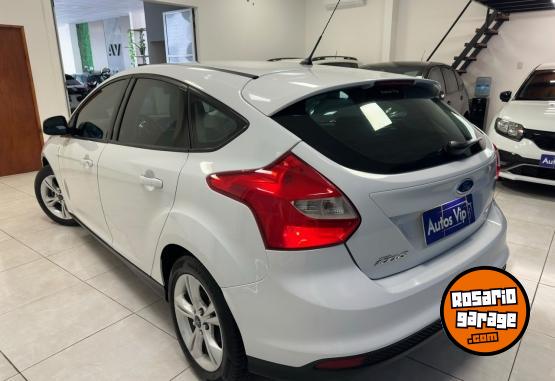 Autos - Ford FOCUS "S" 1.6 2015 Nafta 120000Km - En Venta
