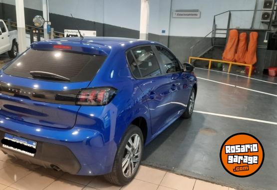 Autos - Peugeot 208 ALLURE 2023 Nafta 49000Km - En Venta