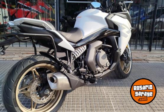 Motos - CF GT 650 2023 Nafta 3329Km - En Venta