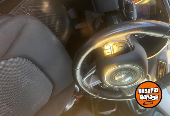 Camionetas - Jeep Renegada sport 1.8 AT6 2018 Nafta 99000Km - En Venta