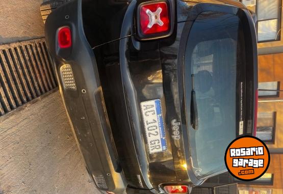 Camionetas - Jeep Renegada sport 1.8 AT6 2018 Nafta 99000Km - En Venta
