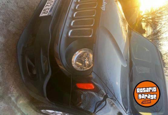 Camionetas - Jeep Renegada sport 1.8 AT6 2018 Nafta 99000Km - En Venta