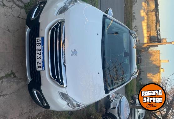 Autos - Peugeot 2008 sport 2017 Nafta 120000Km - En Venta
