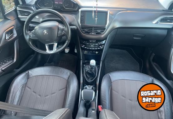 Autos - Peugeot 2008 sport 2017 Nafta 120000Km - En Venta