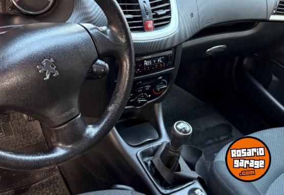 Autos - Peugeot 207 hdi 2012 Diesel 125000Km - En Venta
