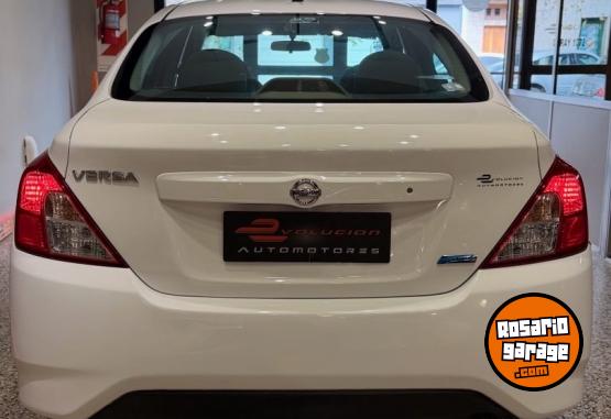 Autos - Nissan VERSA ADVANCE PUR� DRIVE 2015 Nafta 112000Km - En Venta