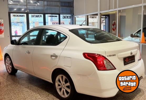 Autos - Nissan VERSA ADVANCE PUR� DRIVE 2015 Nafta 112000Km - En Venta