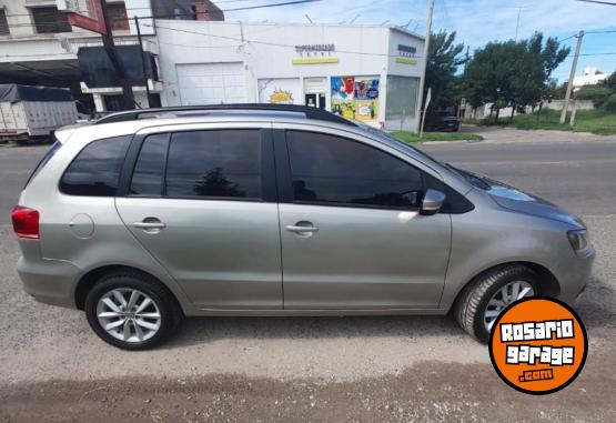 Autos - Volkswagen Suran trendline 2015 GNC 190000Km - En Venta