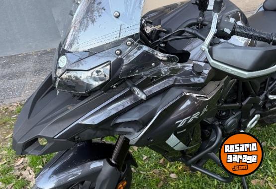 Motos - Benelli TRK 502 2022 Nafta 6218Km - En Venta