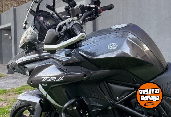 Motos - Benelli TRK 502 2022 Nafta 6218Km - En Venta