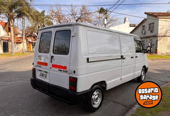 Utilitarios - Renault Trafic 2002 Diesel 490000Km - En Venta