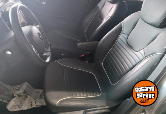 Autos - Renault CAPTUR INTENSE 2018 Nafta 94000Km - En Venta