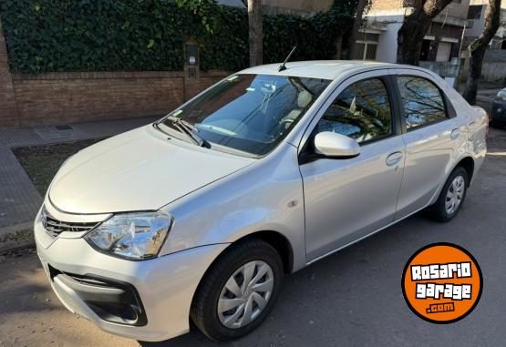 Autos - Toyota Etios 2017 Nafta 48300Km - En Venta