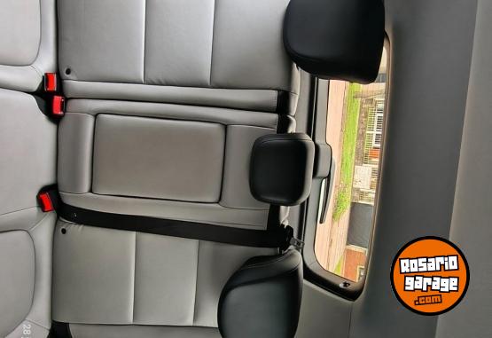 Autos - Chevrolet Tracker LTZ+ AWD 4X4 2017 GNC 87000Km - En Venta