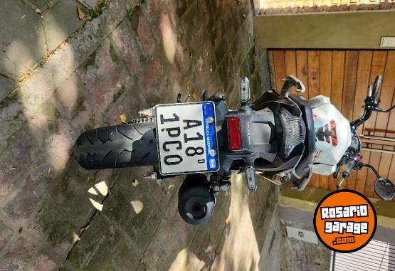 Motos - Honda Cb 2023 Nafta 10800Km - En Venta