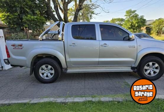 Camionetas - Toyota Srv 4x4 2010 Diesel 120000Km - En Venta