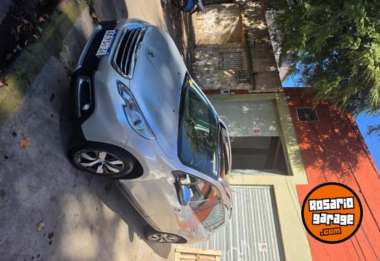 Autos - Peugeot 2008 2016 Nafta 126000Km - En Venta