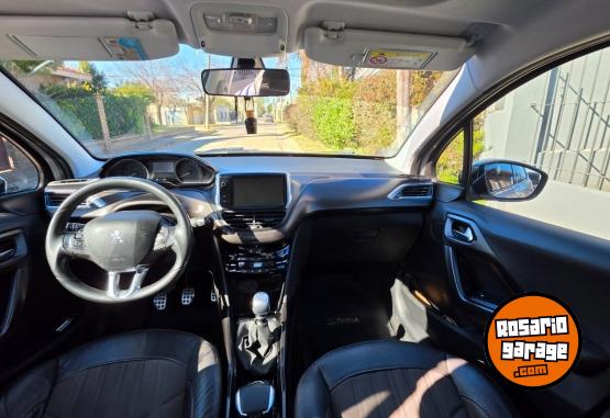 Autos - Peugeot 2008 2016 Nafta 126000Km - En Venta
