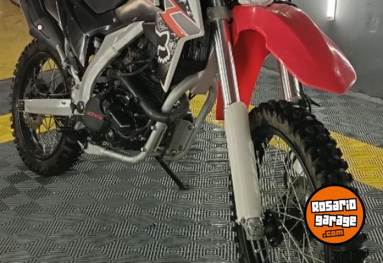 Motos - Gilera Smx 250R 2018 Nafta 11800Km - En Venta