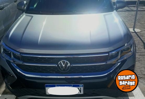 Camionetas - Volkswagen Taos Hightline 2023 Nafta 31000Km - En Venta