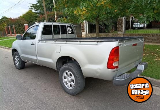 Camionetas - Toyota HILUX 4X2 CAB SIMPLE TD 2006 Diesel 300000Km - En Venta