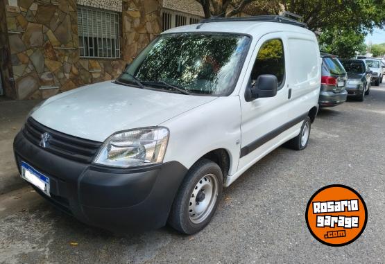 Utilitarios - Peugeot Partner 2024 Nafta 41000Km - En Venta