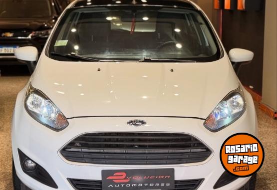 Autos - Ford FIESTA SPLUS 2015 Nafta 111000Km - En Venta