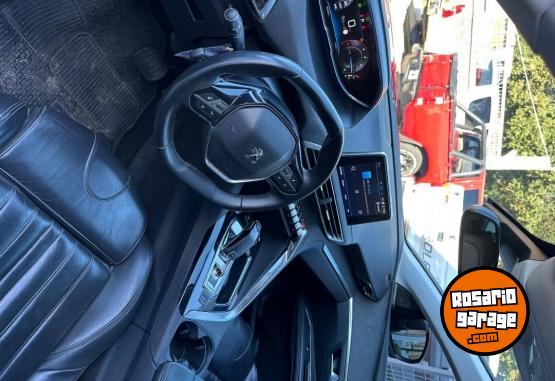 Autos - Peugeot 5008 2018 Diesel 120000Km - En Venta