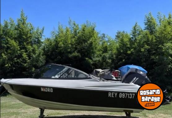 Embarcaciones - LANCHA BUNKER 5100 mercury 60 hp - En Venta