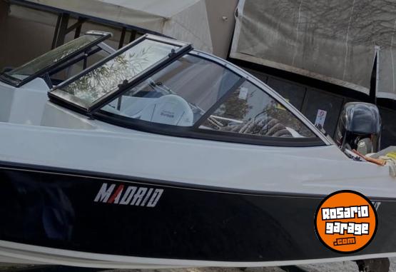 Embarcaciones - LANCHA BUNKER 5100 mercury 60 hp - En Venta
