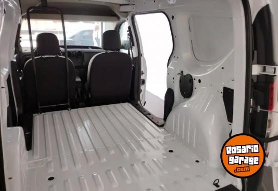 Utilitarios - Renault KANGOO II EXPRESS 2026 Nafta 0Km - En Venta