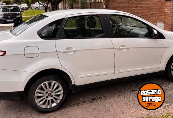 Autos - Fiat Gran Siena 1.4 2014 Nafta 200000Km - En Venta