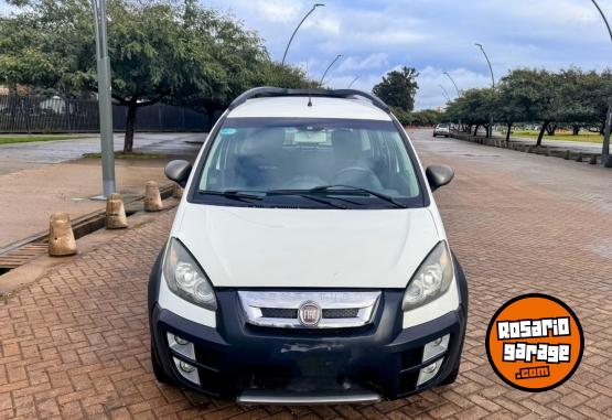 Autos - Fiat IDEA ADVENTURE 1.6 2011 GNC - En Venta