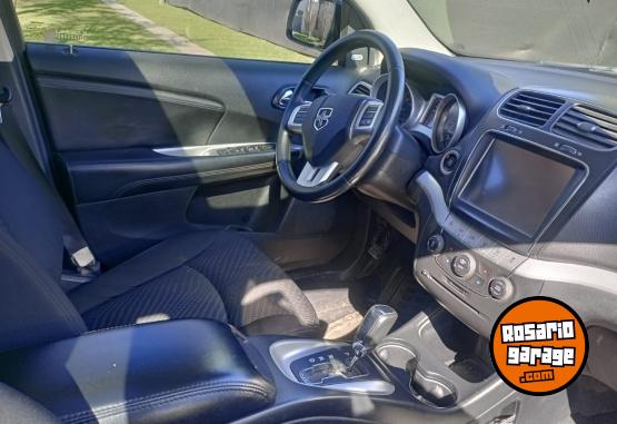Camionetas - Dodge Journey 2013 Nafta 110000Km - En Venta