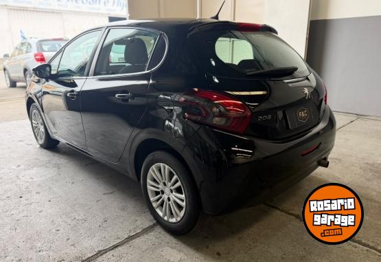 Autos - Peugeot 208 1.5 ALLURE 2016 Nafta 110000Km - En Venta