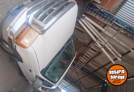 Camionetas - Ford F 100 Cummins 2000 Diesel 150000Km - En Venta