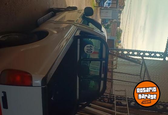 Camionetas - Ford F 100 Cummins 2000 Diesel 150000Km - En Venta