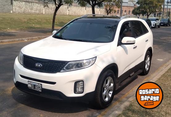 Camionetas - Kia Sorento 2013 Nafta 240000Km - En Venta