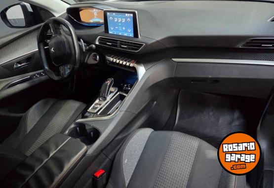 Autos - Peugeot 3008 2019 Nafta 93000Km - En Venta